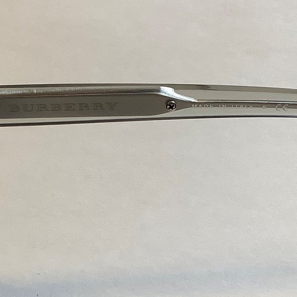 BURBERRY Sunglasses BE4222F 3013/87 55mm 20-145 - Clear Smoke - Picture 9 of 12